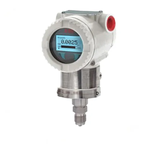 Industrial pressure transmitters for gauge and differential pressure measurement